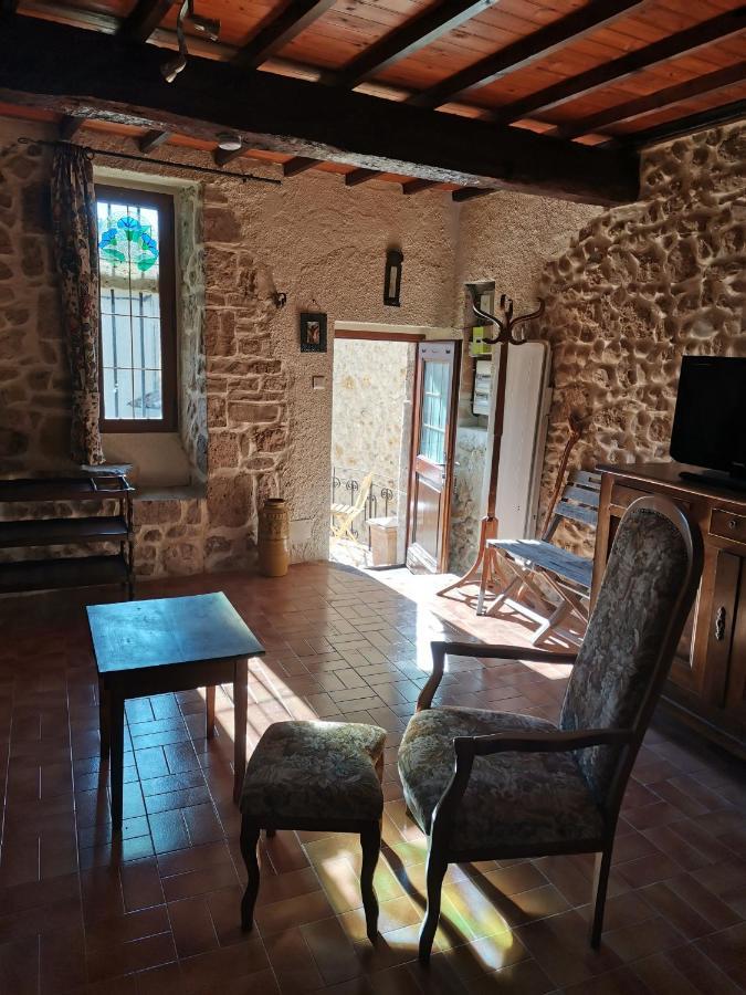 Chez Gilles Math Διαμέρισμα Saint-Martin-de-Brômes Εξωτερικό φωτογραφία